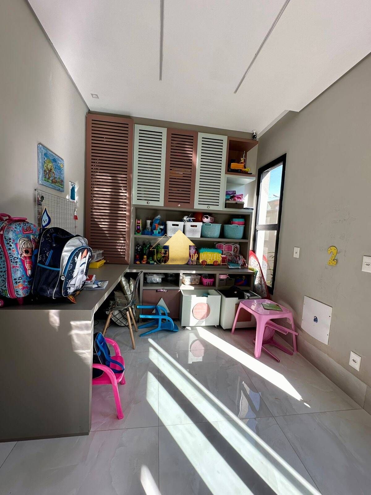Casa de Condomínio à venda com 3 quartos, 232m² - Foto 11