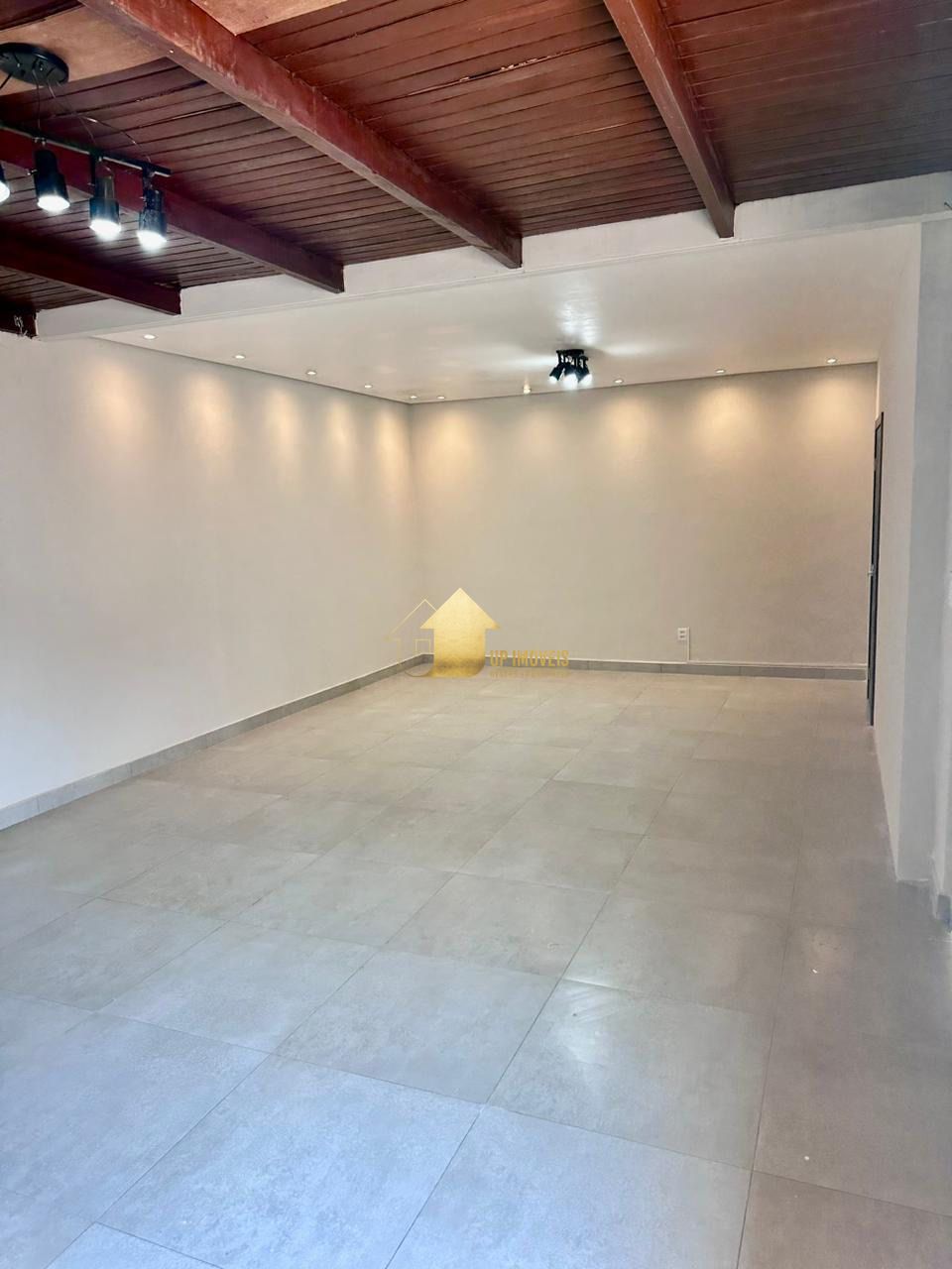Loja-Salão à venda com 8 quartos, 321m² - Foto 5