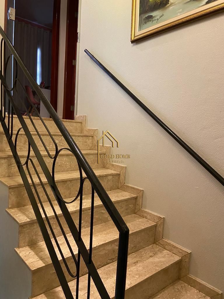 Casa, 3 quartos, 250 m² - Foto 8