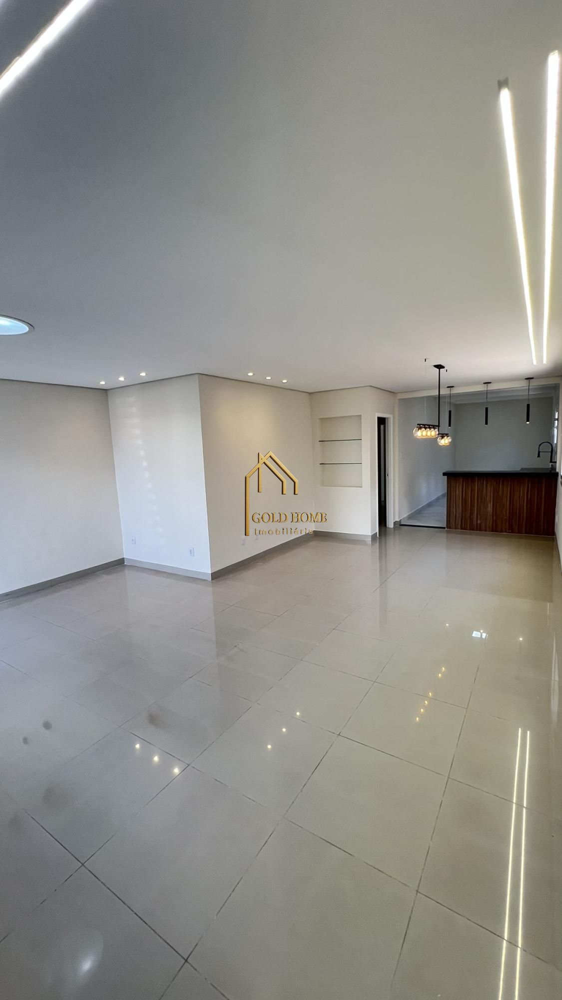 Casa, 3 quartos, 215 m² - Foto 2