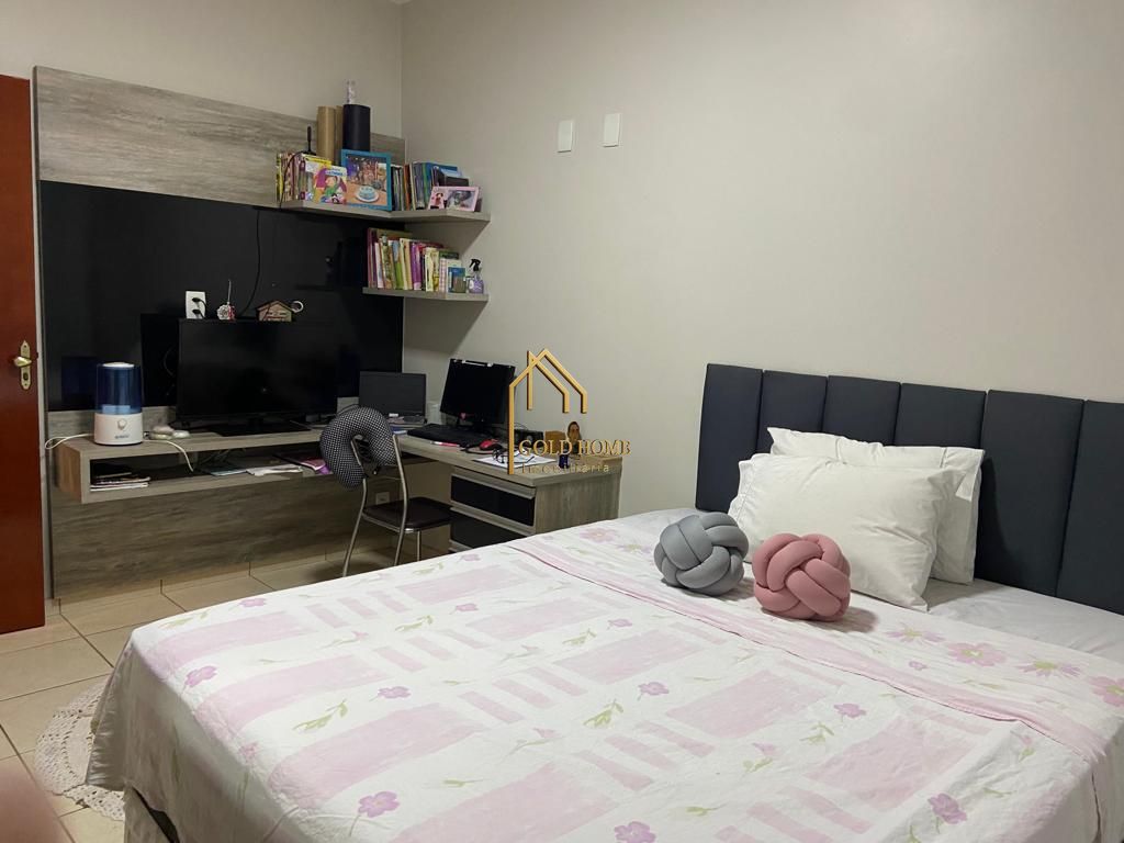 Casa, 3 quartos, 250 m² - Foto 12