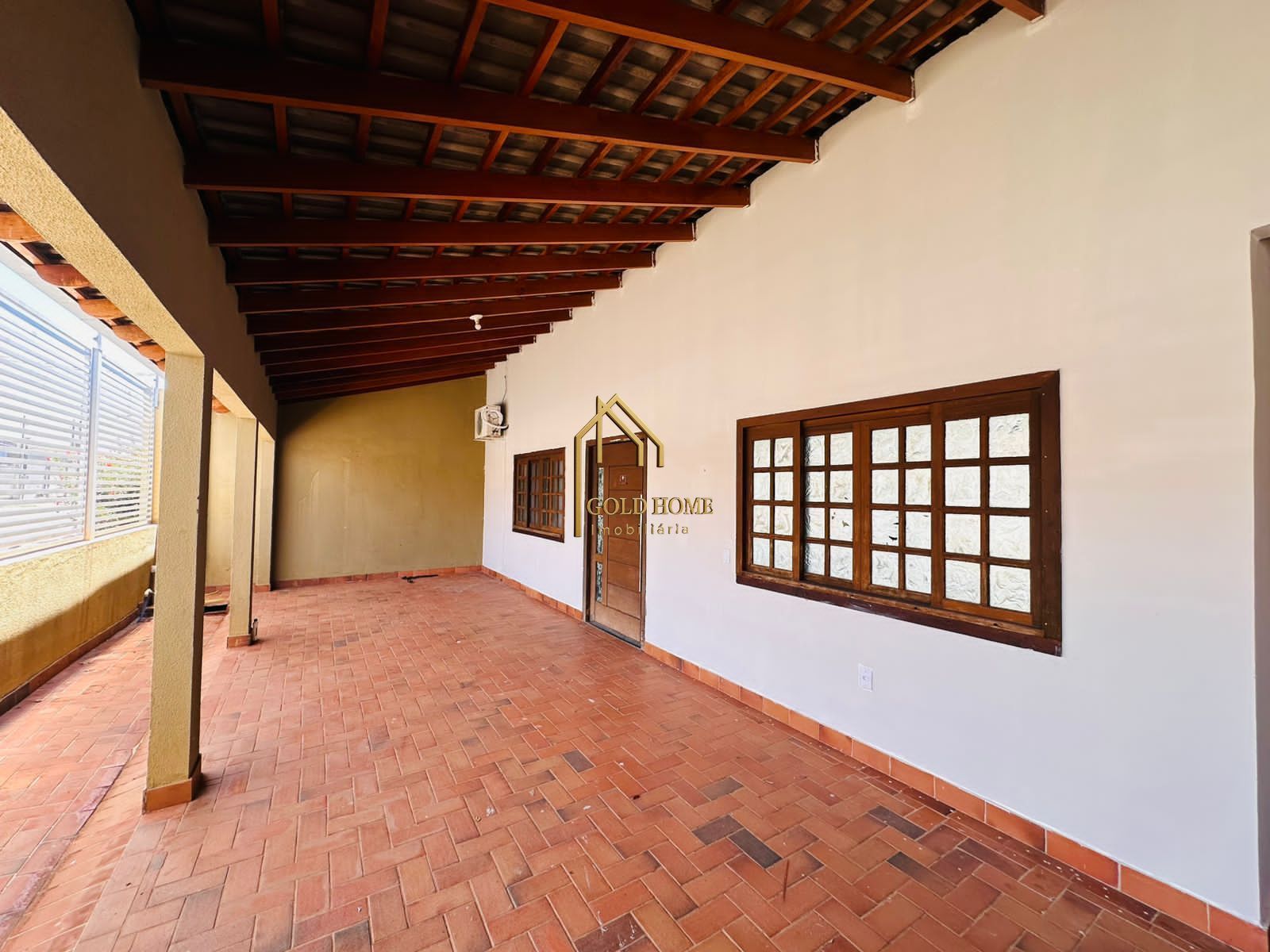 Casa, 4 quartos, 240 m² - Foto 2