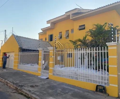 Casa, 4 quartos, 350 m² - Foto 1