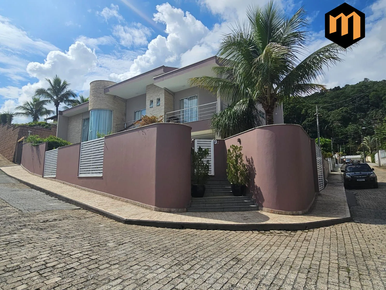 Casa de Alto Padrão com Piscina à venda - Bairro Velha, Blumenau/SC