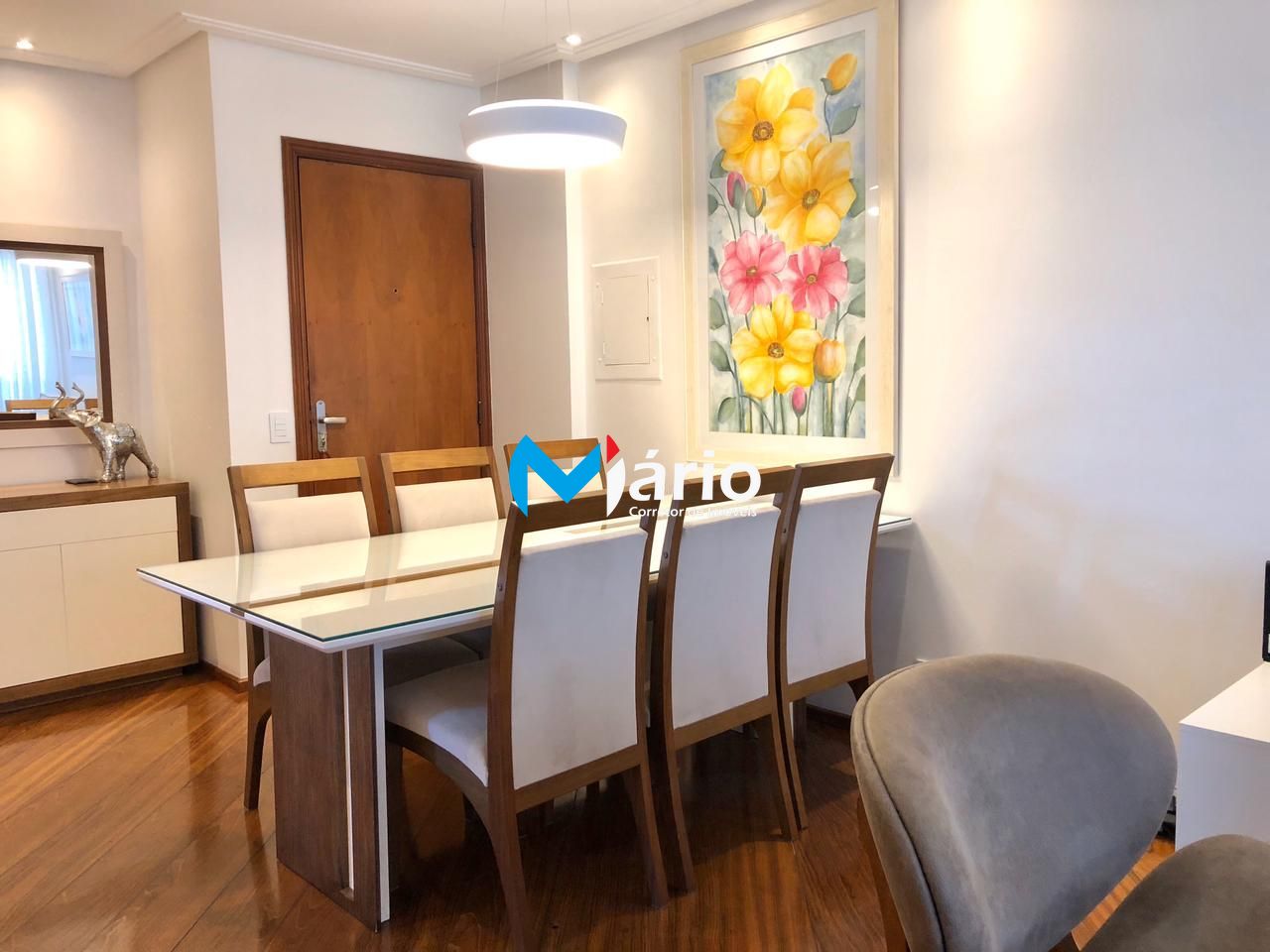 Apartamento à venda com 2 quartos, 64m² - Foto 2