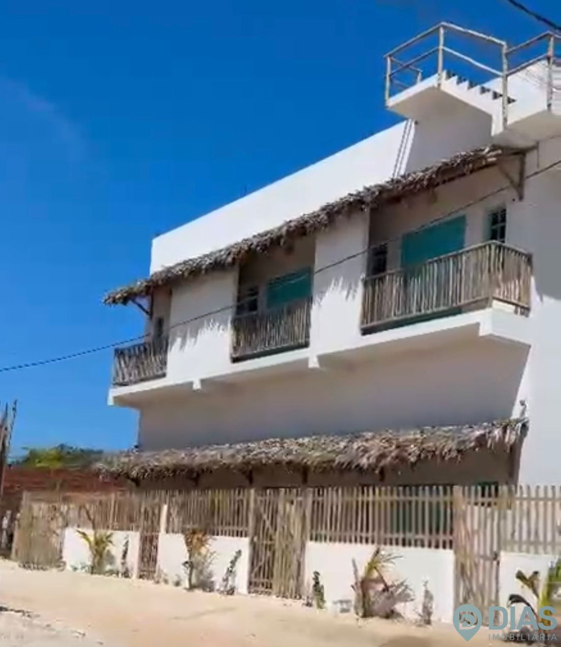 Estúdios à venda para aluguel de temporada/pousada.