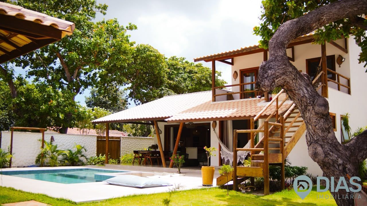 Linda casa á venda em preá