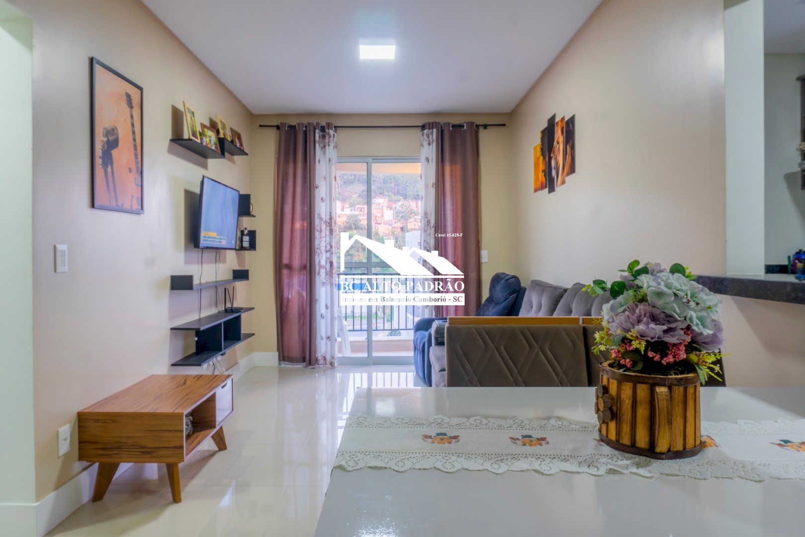 Apartamento, 2 quartos, 77 m² - Foto 1