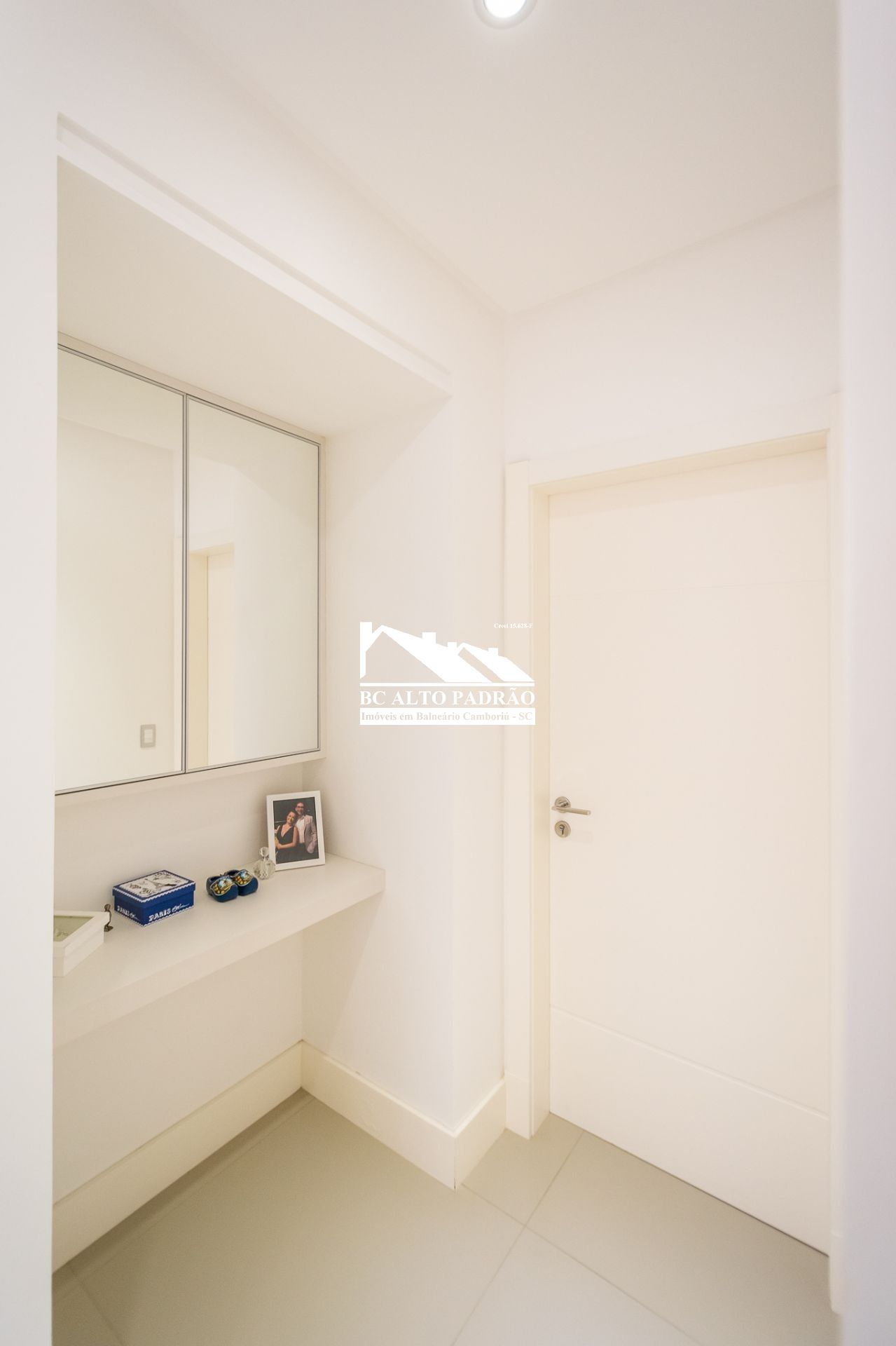 Apartamento à venda com 3 quartos, 125m² - Foto 22