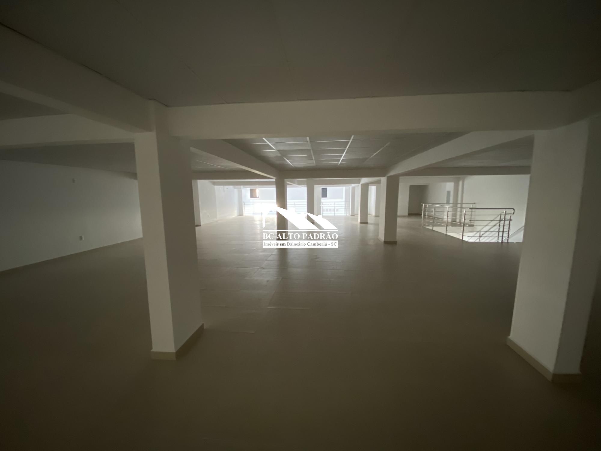 Conjunto Comercial-Sala para alugar com 1 quarto, 596m² - Foto 6