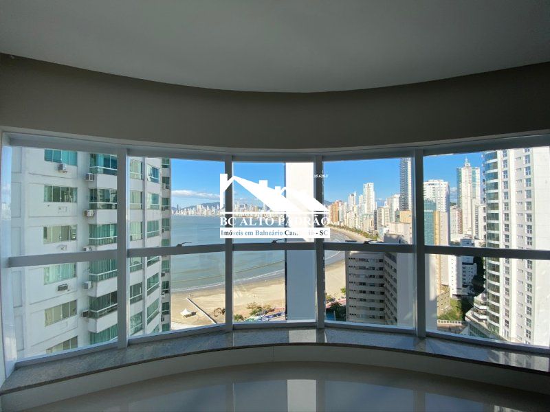 Apartamento, 3 quartos, 152 m² - Foto 2