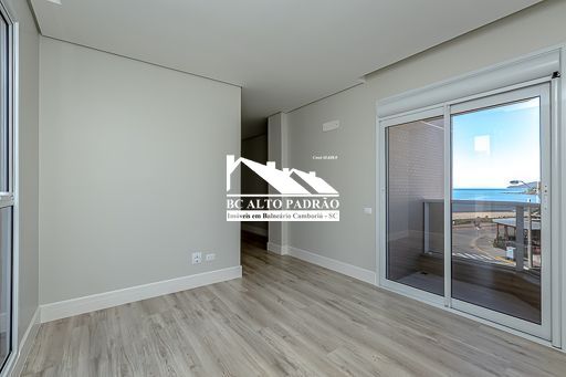 Apartamento à venda com 4 quartos, 215m² - Foto 8