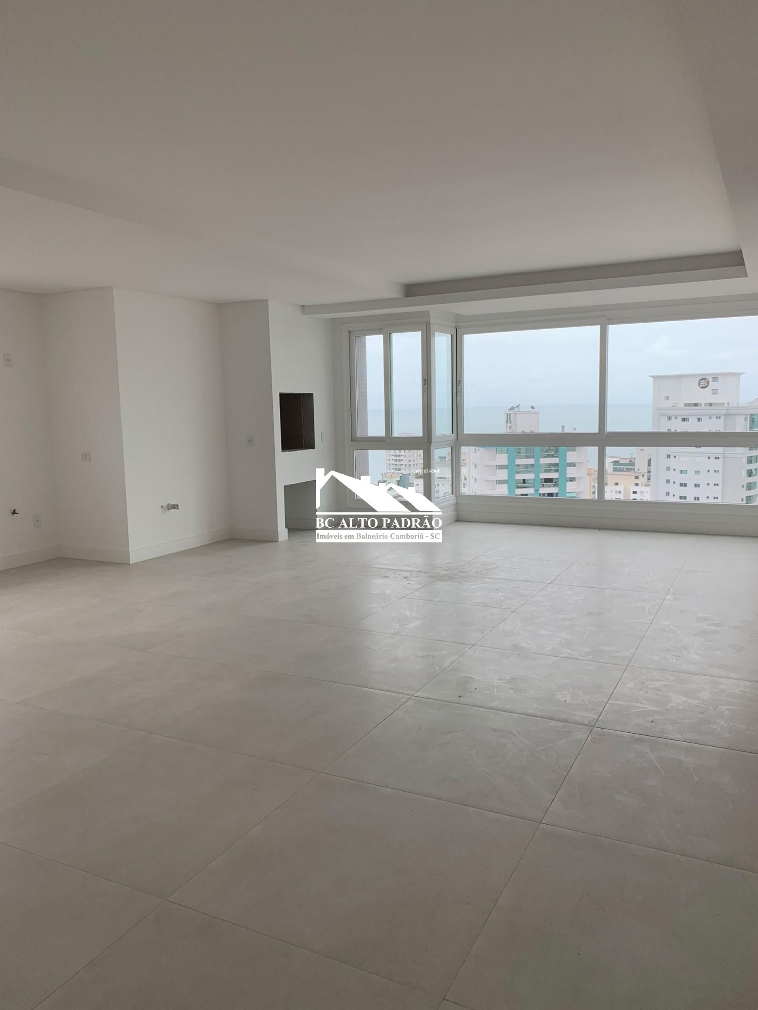 Apartamento à venda com 3 quartos, 137m² - Foto 20