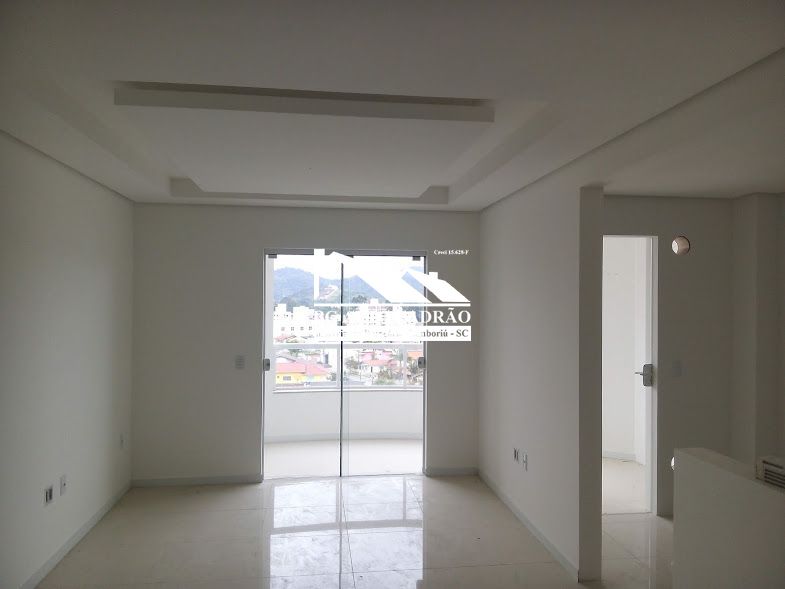 Apartamento à venda com 2 quartos, 89m² - Foto 4