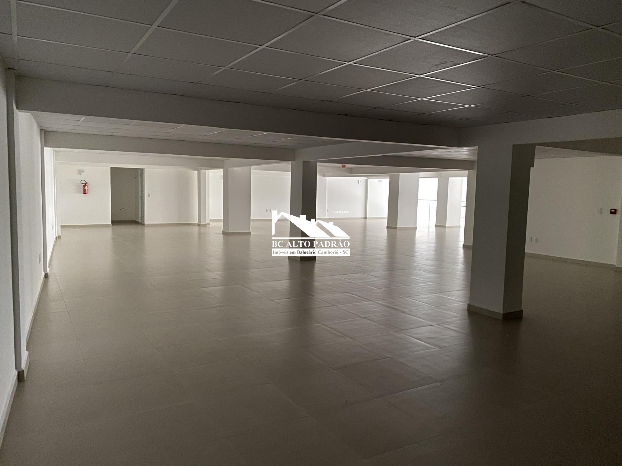 Conjunto Comercial-Sala para alugar com 1 quarto, 596m² - Foto 15