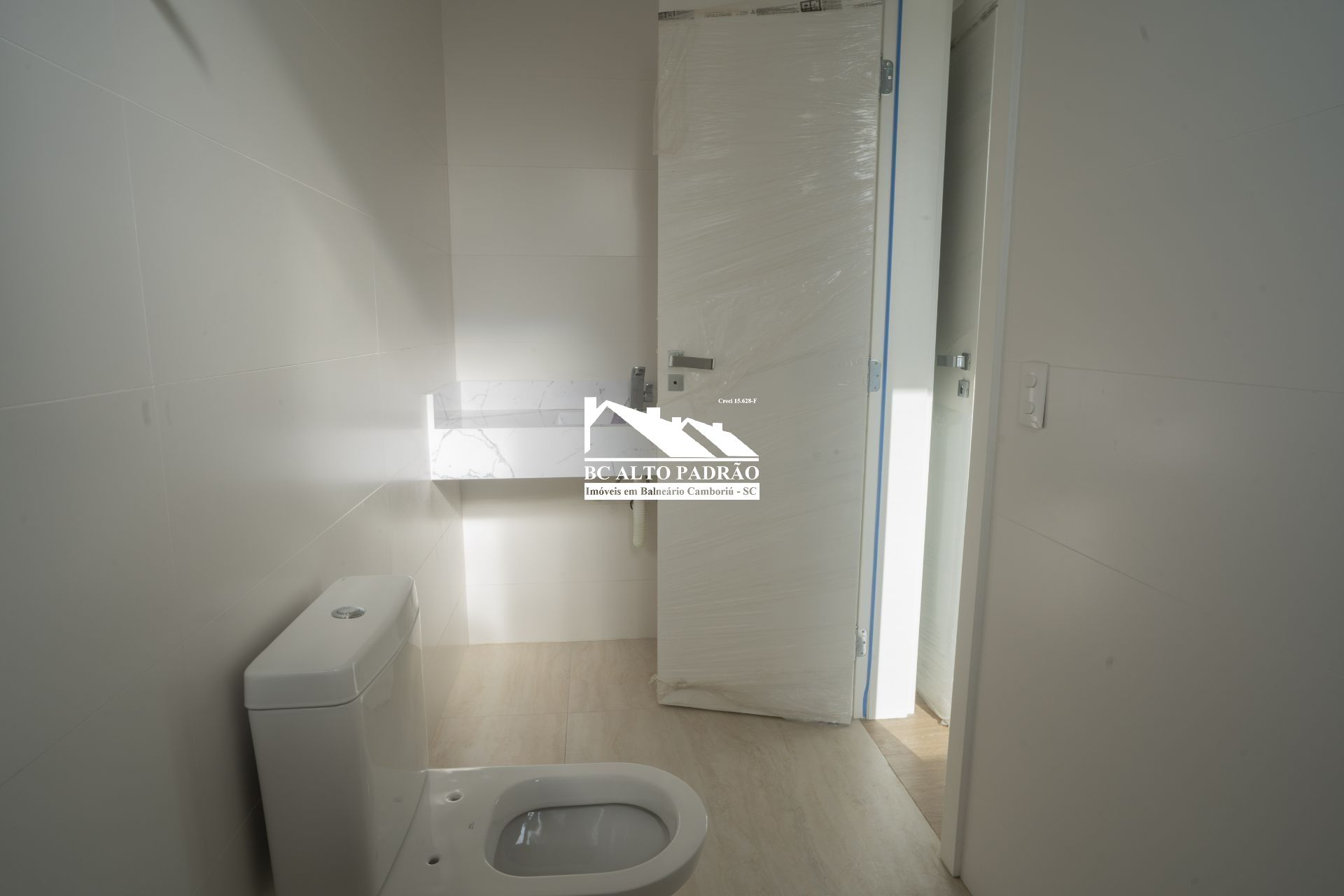 Apartamento à venda com 3 quartos, 143m² - Foto 18