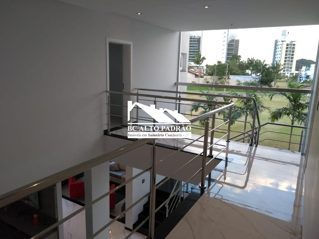 Casa de Condomínio à venda com 4 quartos, 400m² - Foto 45