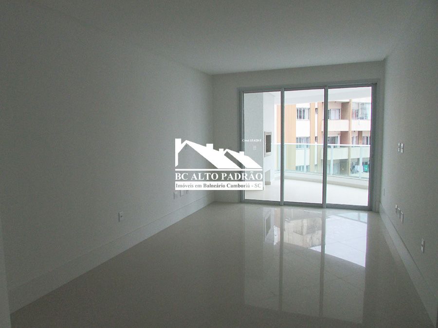 Apartamento à venda com 3 quartos, 140m² - Foto 18