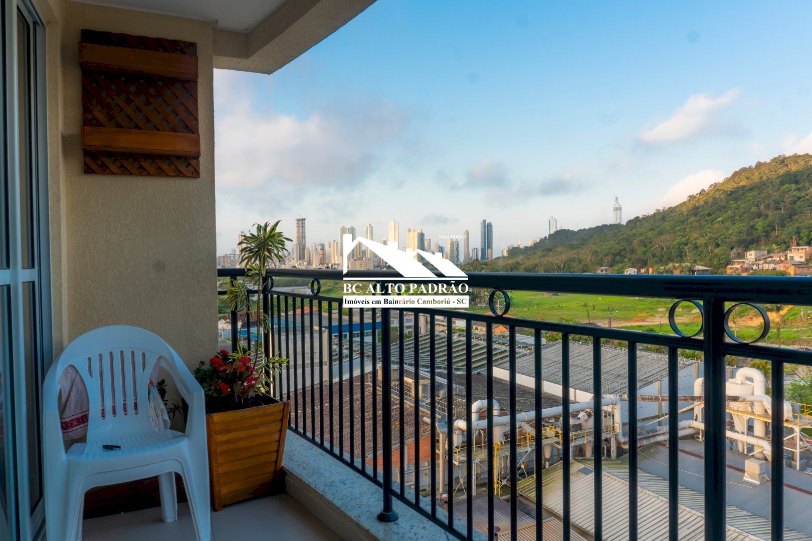 Apartamento, 2 quartos, 77 m² - Foto 2