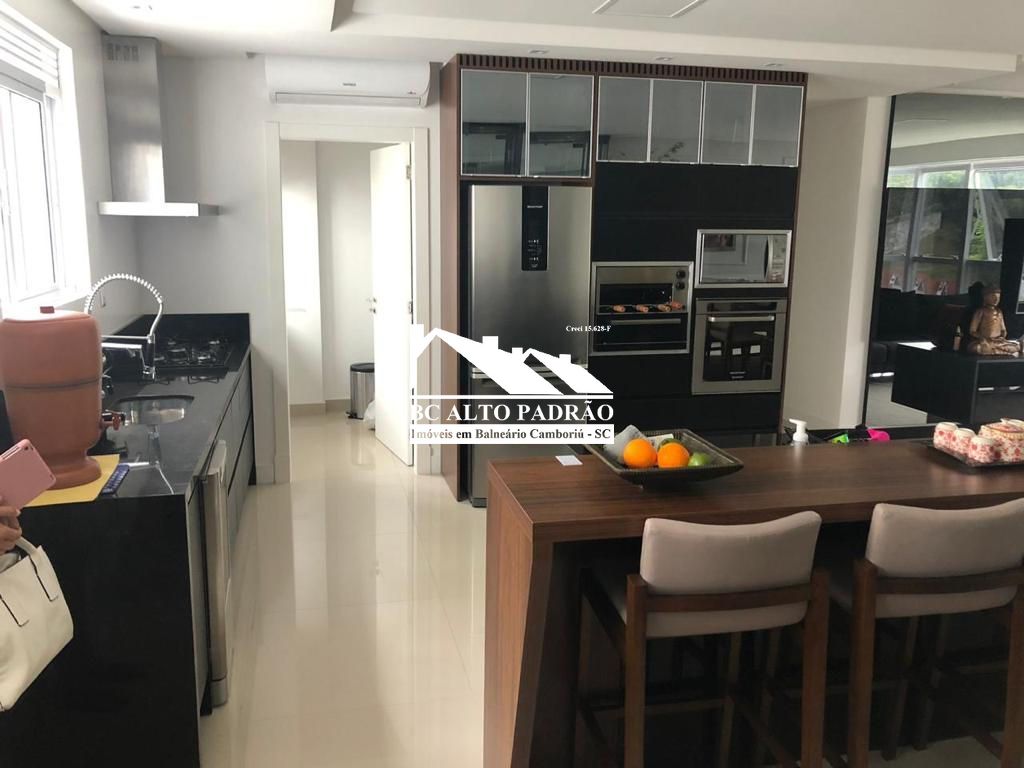 Apartamento à venda com 4 quartos, 149m² - Foto 3