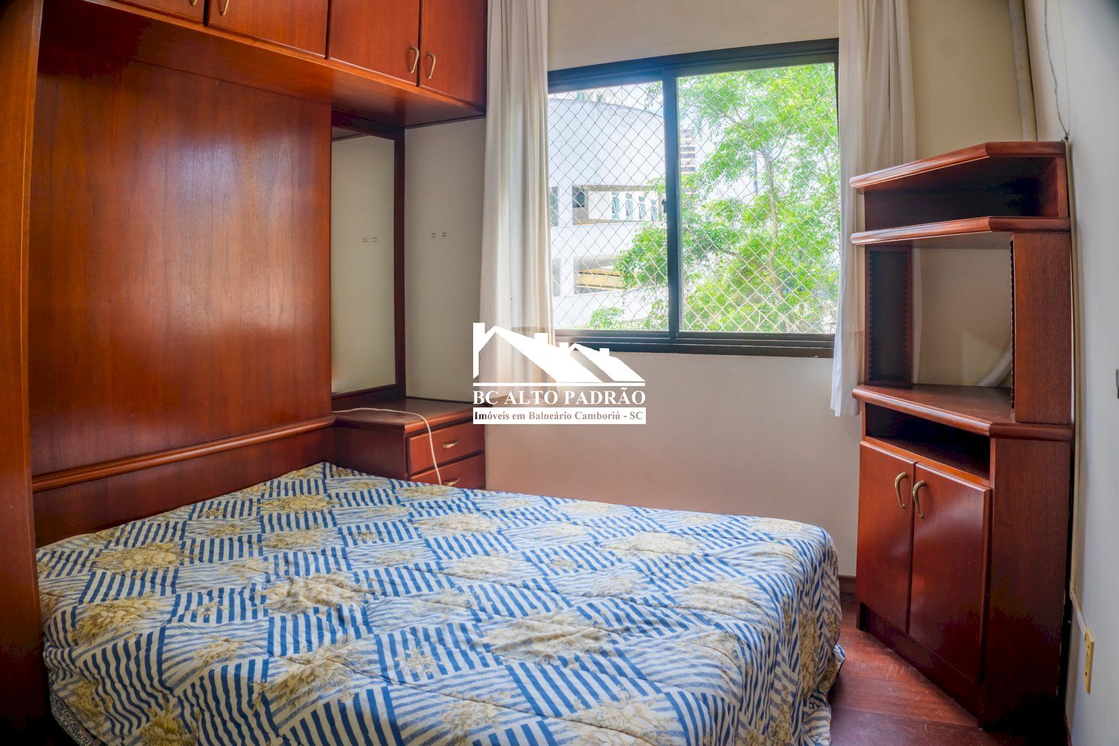 Apartamento à venda com 3 quartos, 110m² - Foto 11