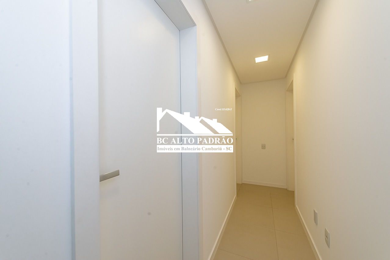 Apartamento à venda com 3 quartos, 130m² - Foto 19