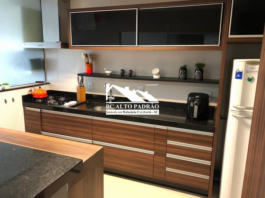 Apartamento à venda com 2 quartos, 76m² - Foto 4