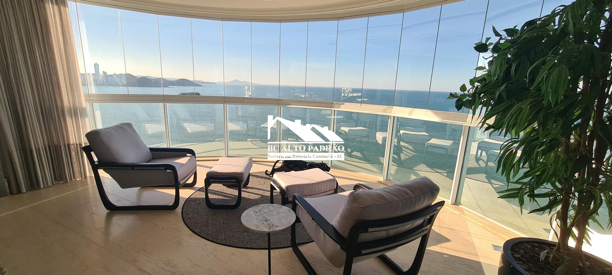 Apartamento, 3 quartos, 273 m² - Foto 2