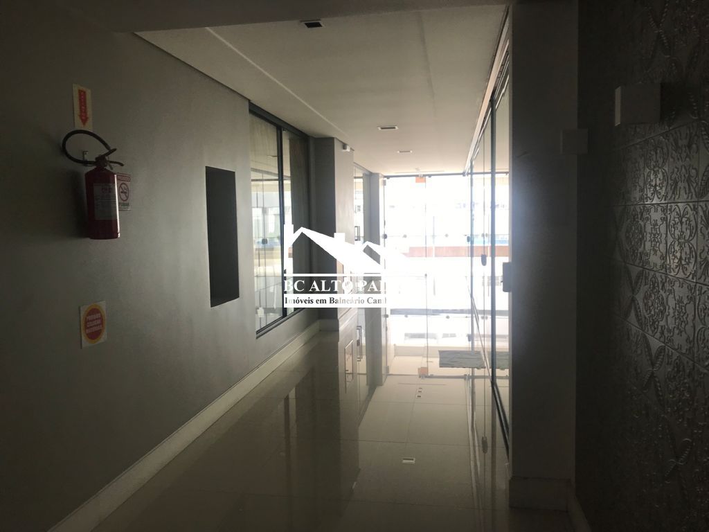 Apartamento à venda com 3 quartos, 213m² - Foto 19