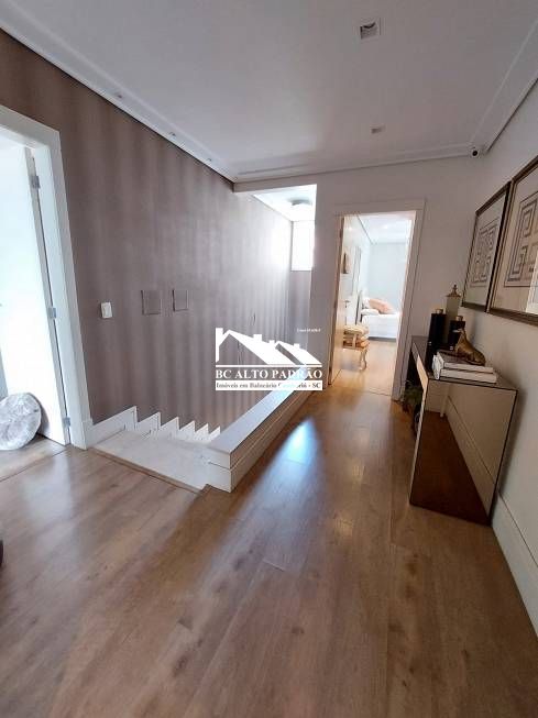 Casa de Condomínio à venda com 4 quartos, 260m² - Foto 12