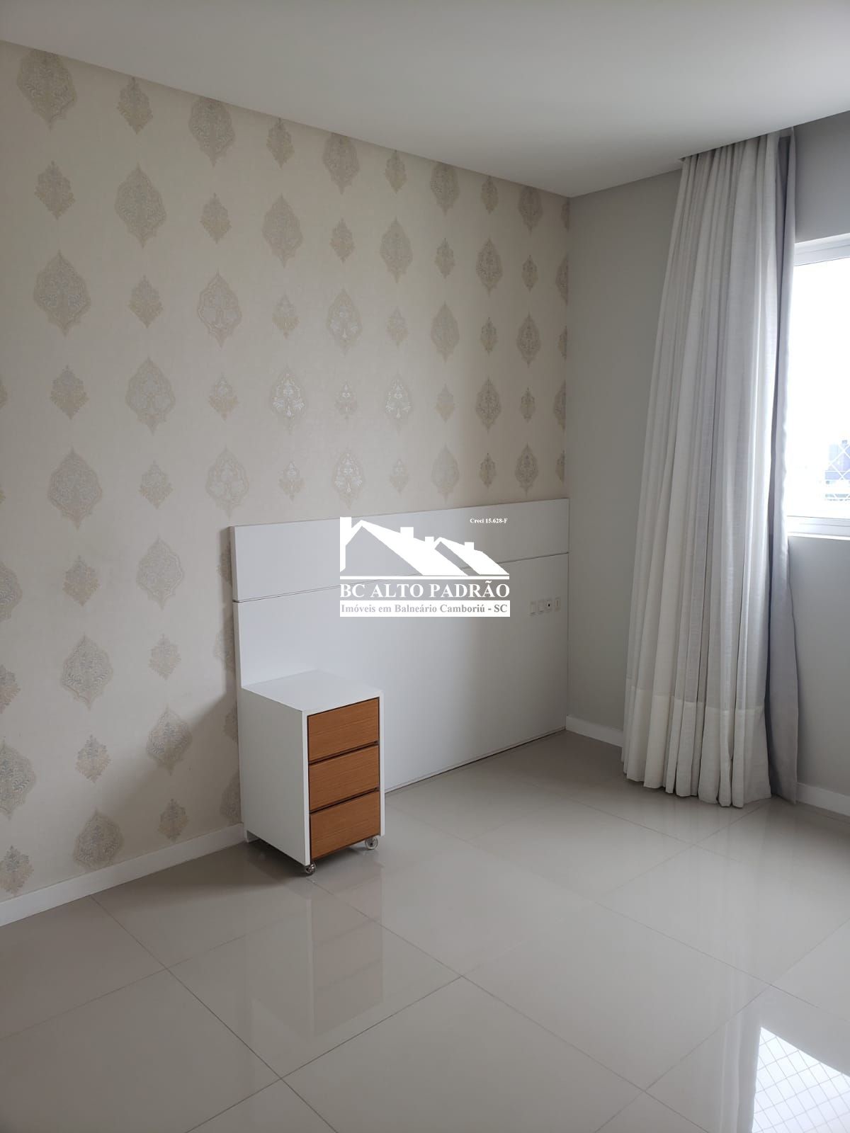 Apartamento à venda com 4 quartos, 143m² - Foto 7