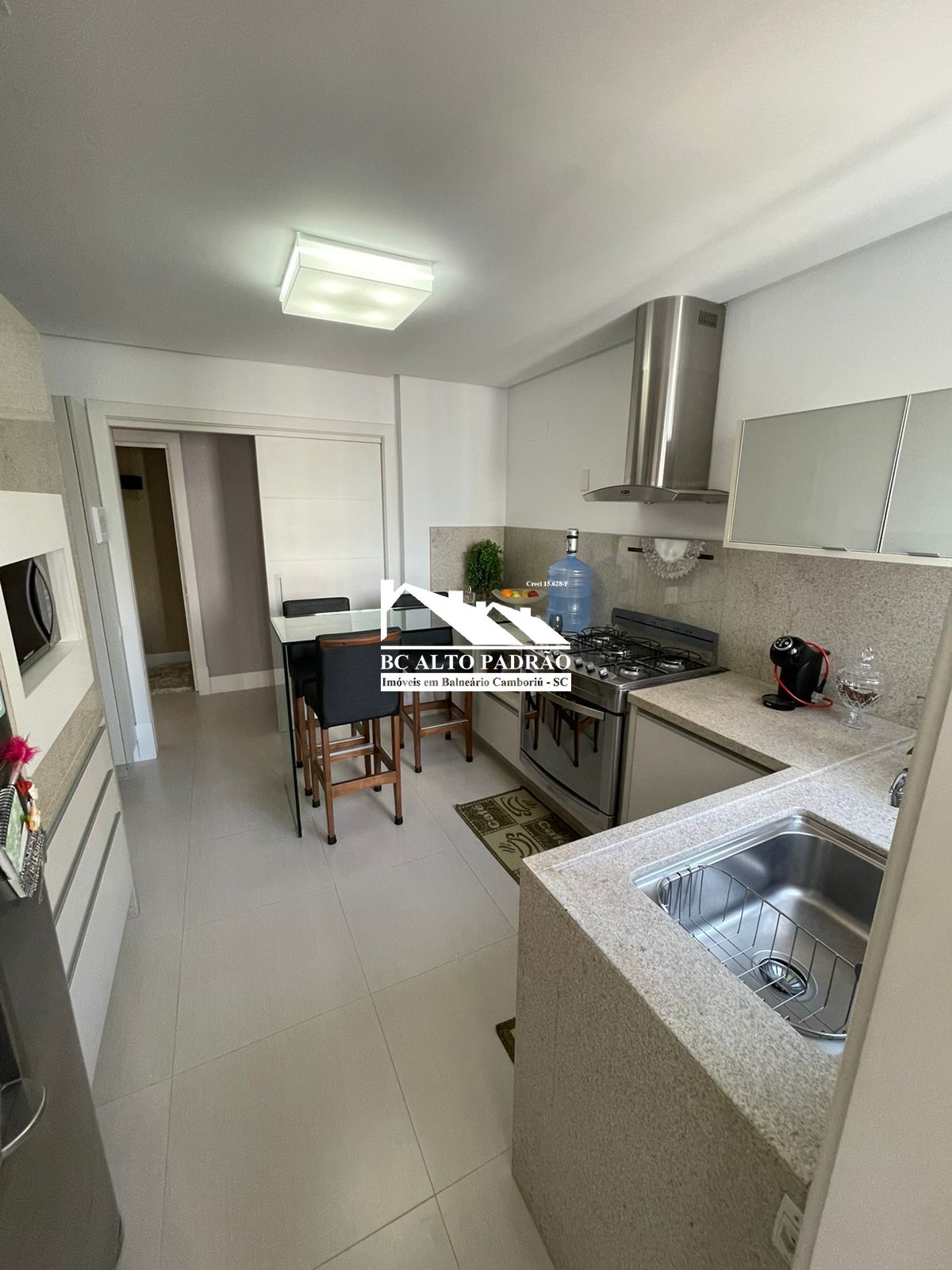 Apartamento à venda com 3 quartos, 136m² - Foto 32