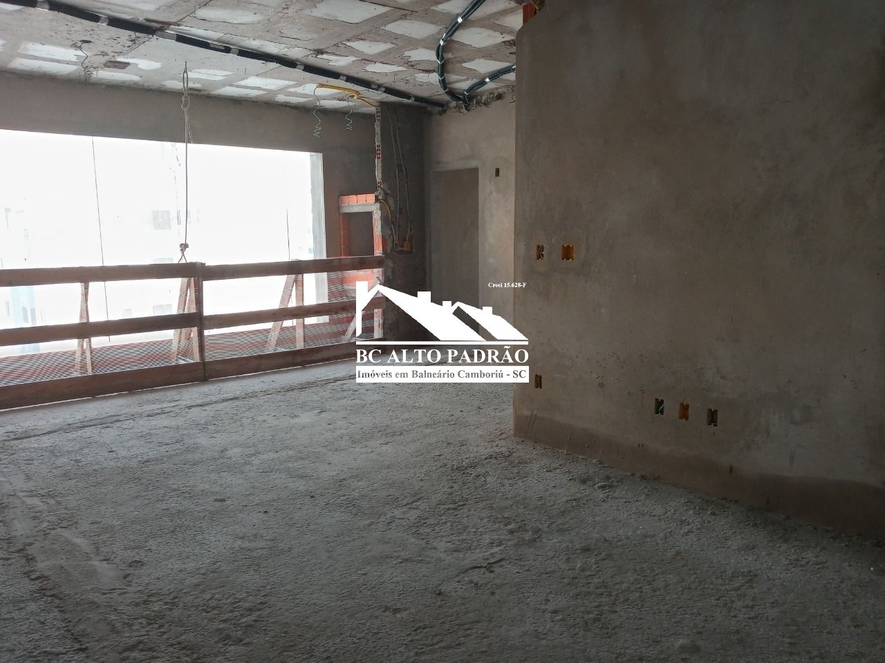 Apartamento à venda com 3 quartos, 116m² - Foto 11