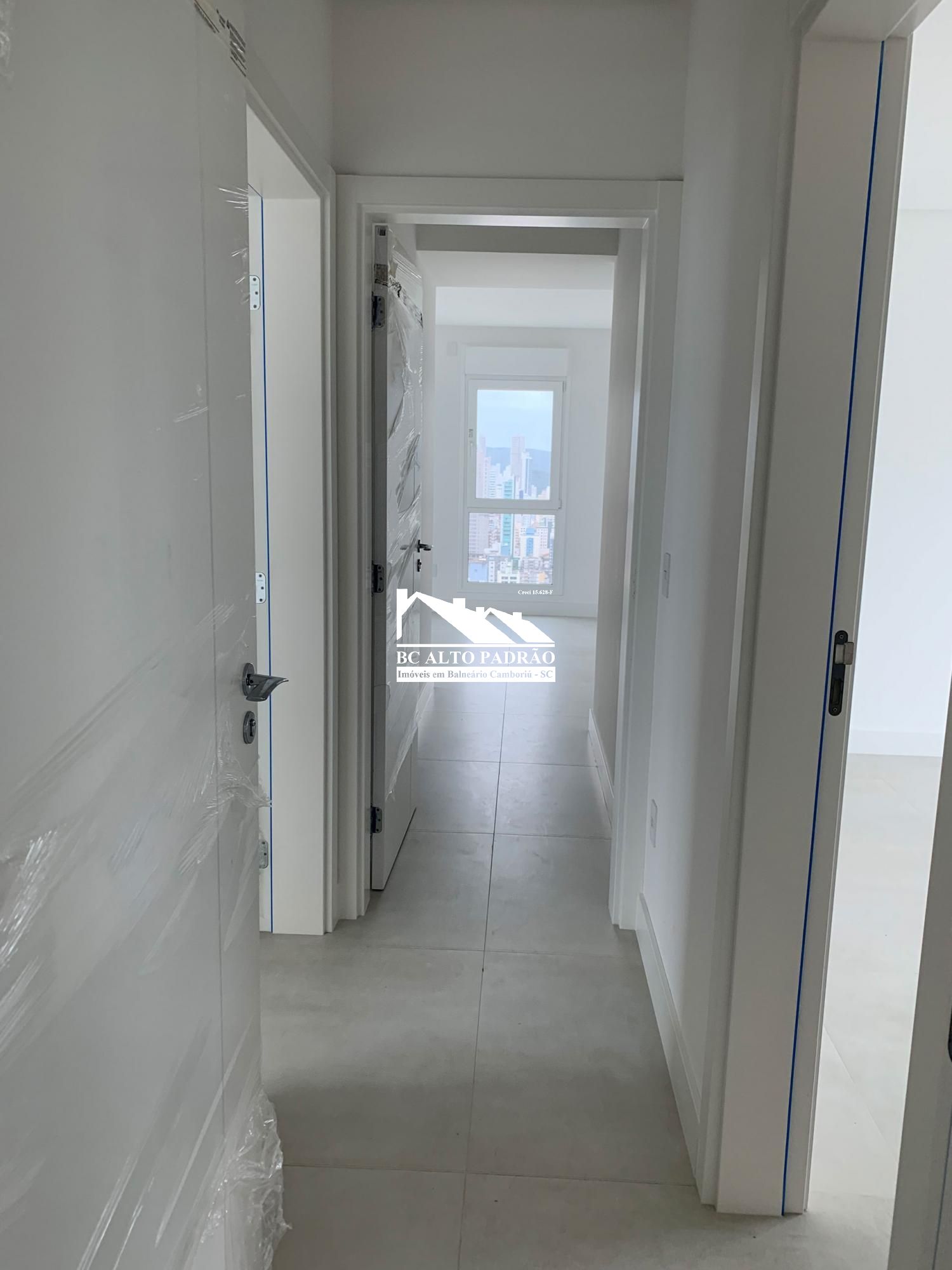 Apartamento à venda com 3 quartos, 137m² - Foto 15