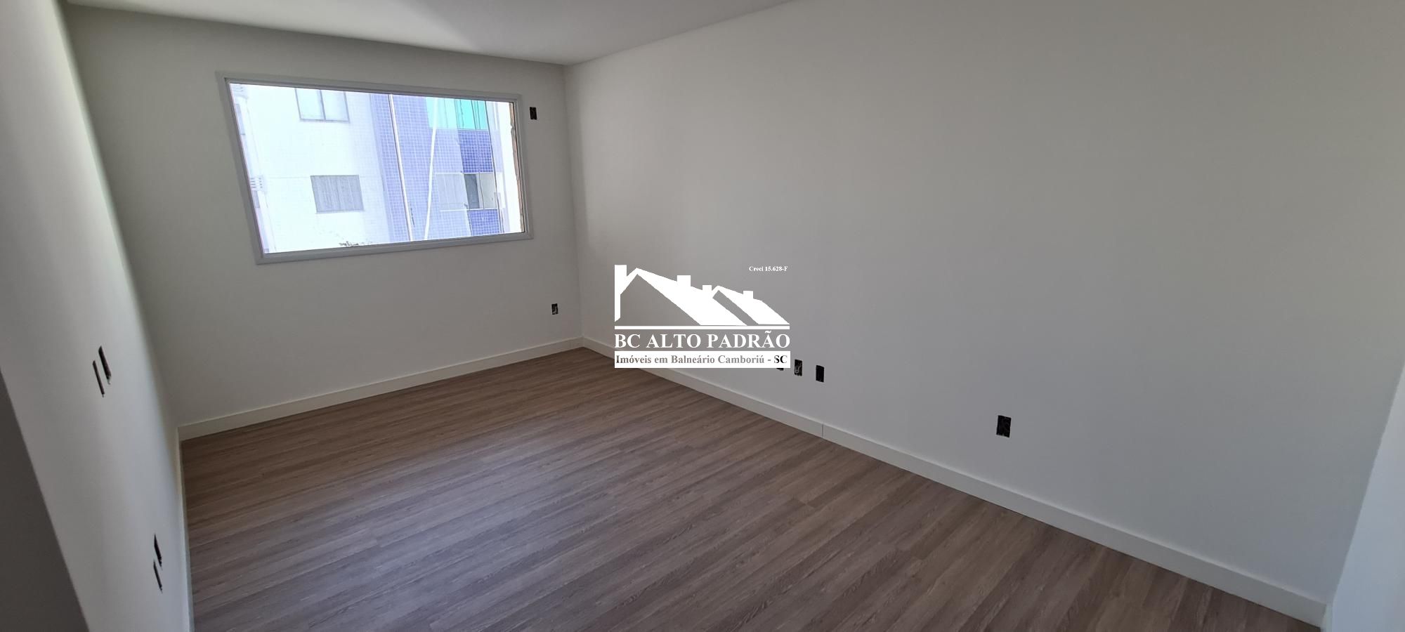 Apartamento à venda com 4 quartos, 221m² - Foto 12