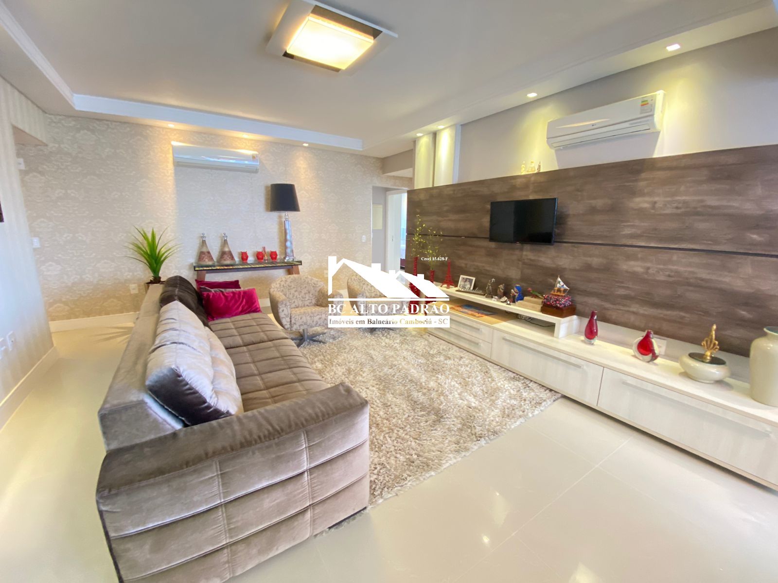 Apartamento, 3 quartos, 137 m² - Foto 1