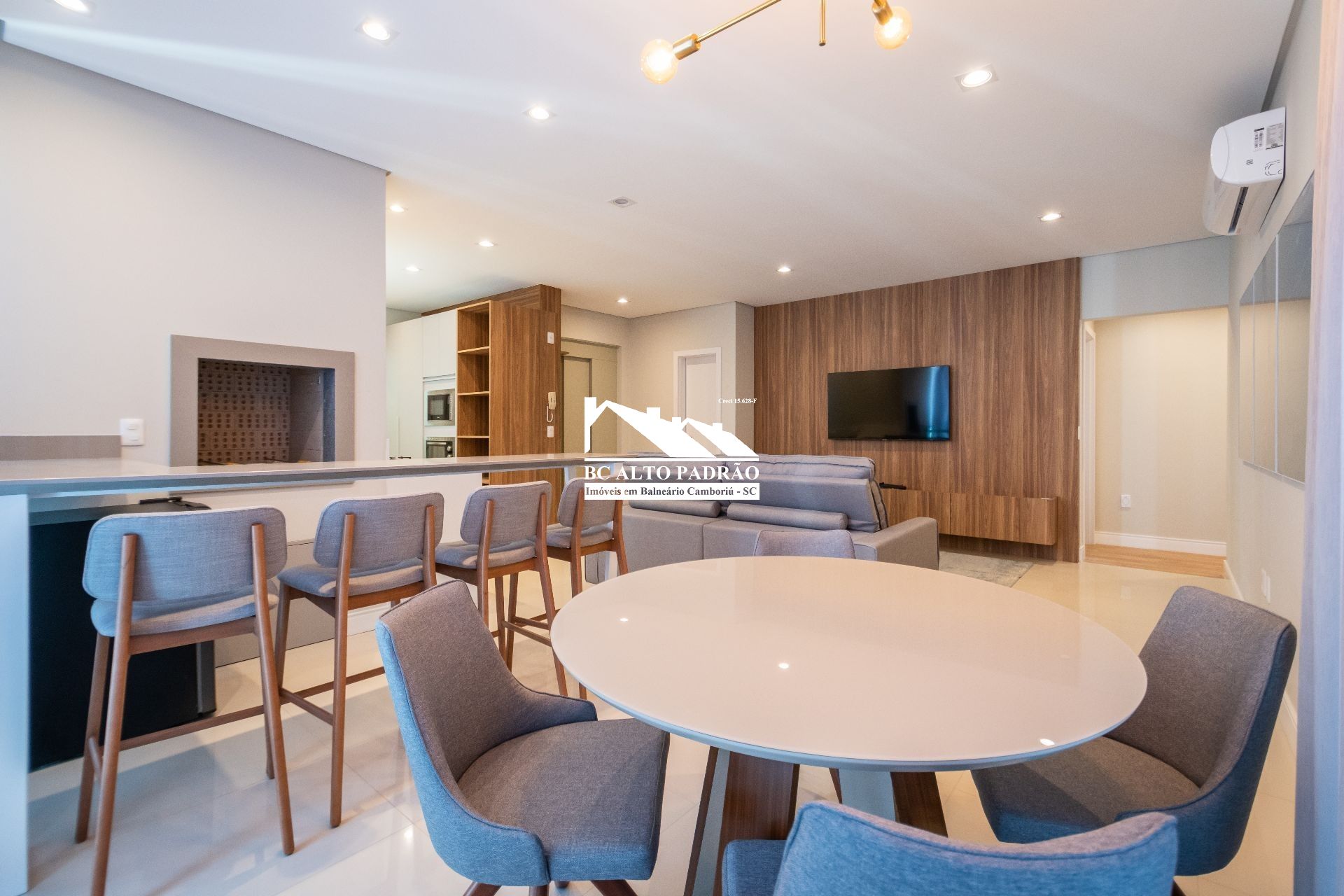 Apartamento, 3 quartos, 115 m² - Foto 1
