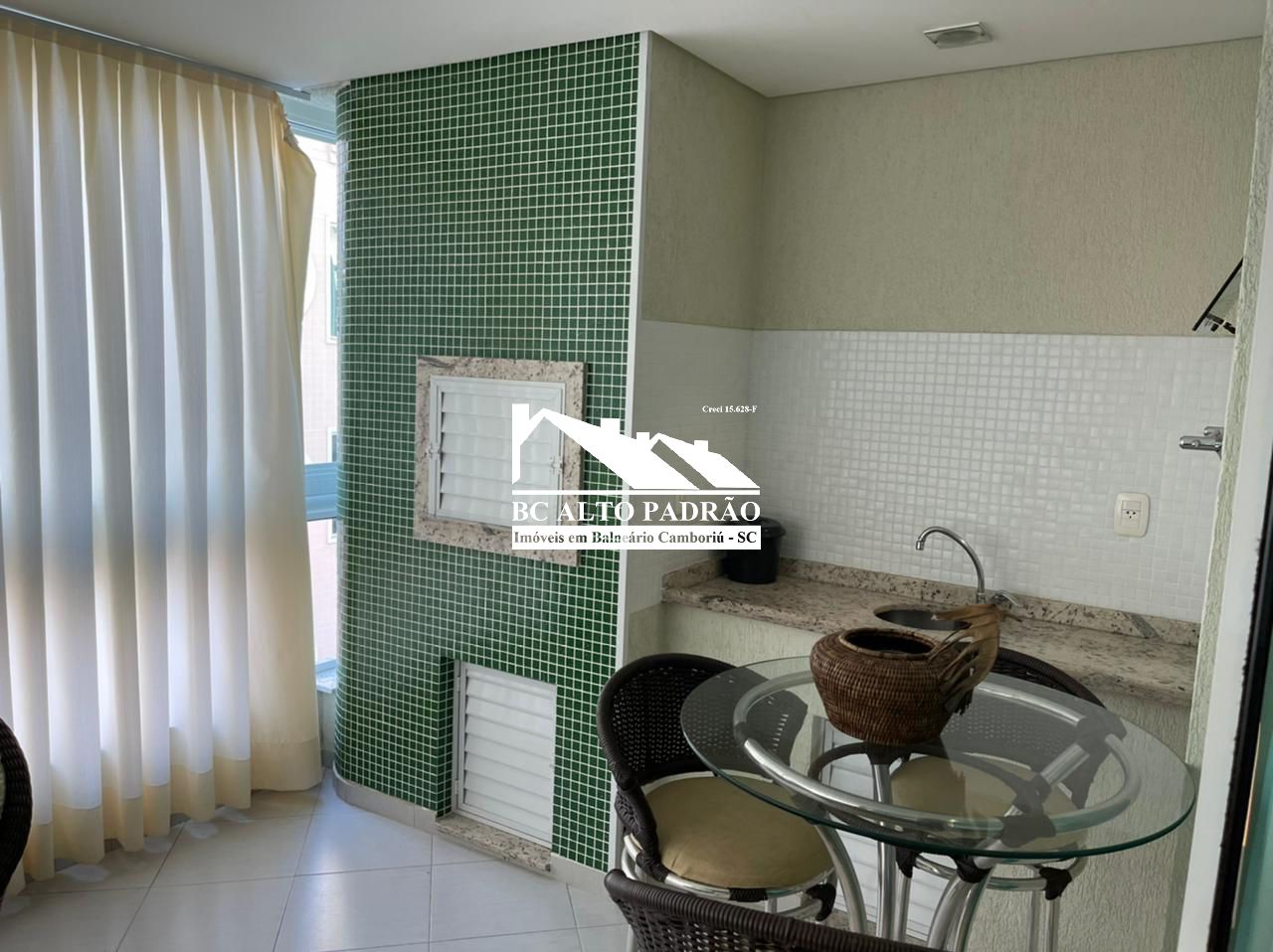 Apartamento à venda com 3 quartos, 174m² - Foto 6