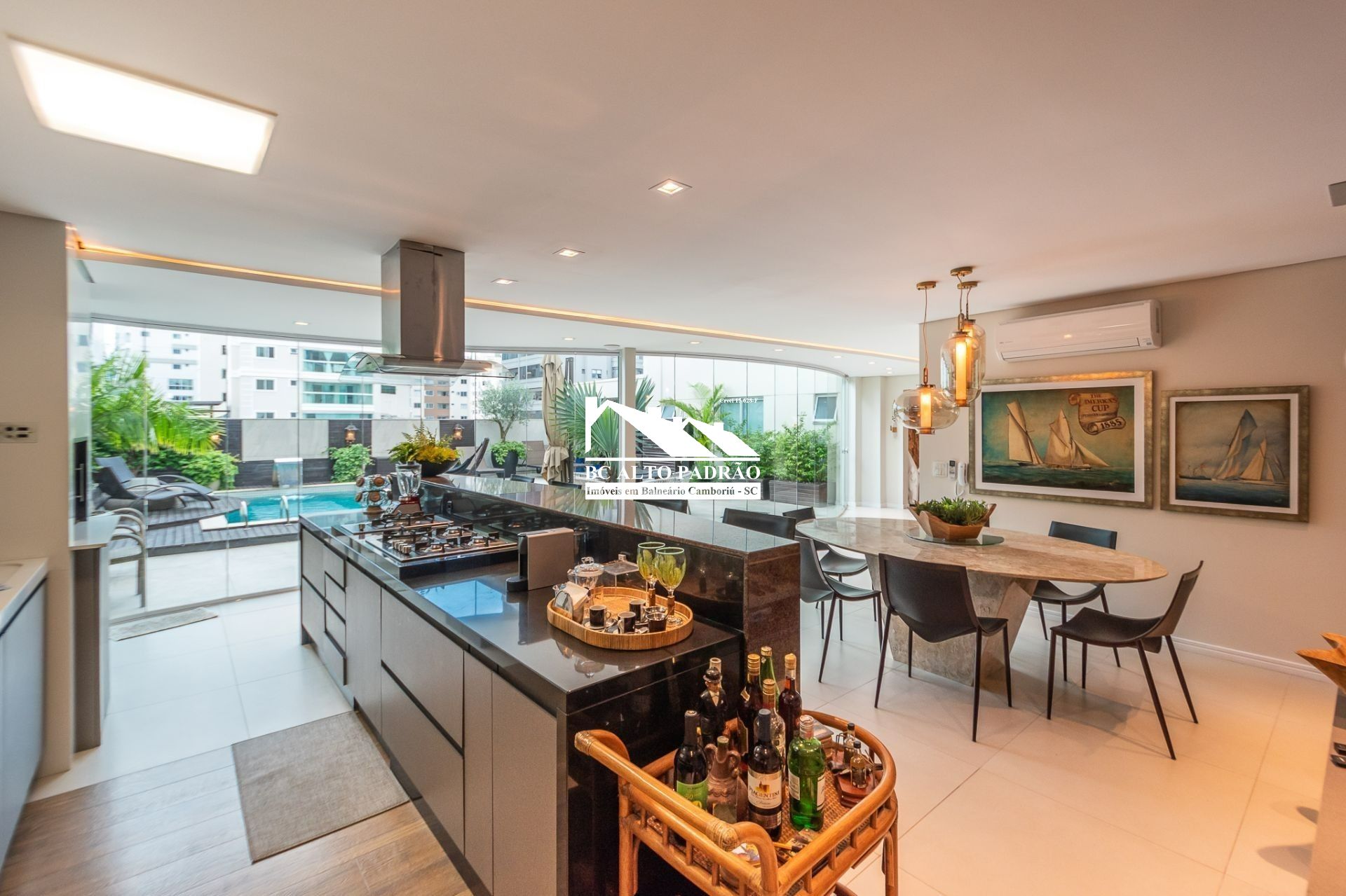 Apartamento, 3 quartos, 376 m² - Foto 1