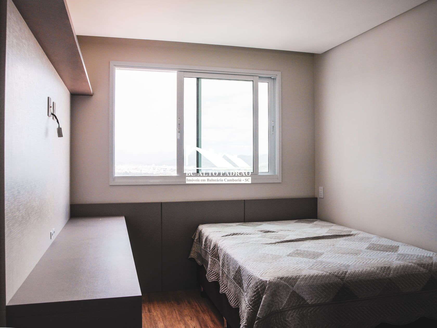 Apartamento à venda com 3 quartos, 139m² - Foto 25