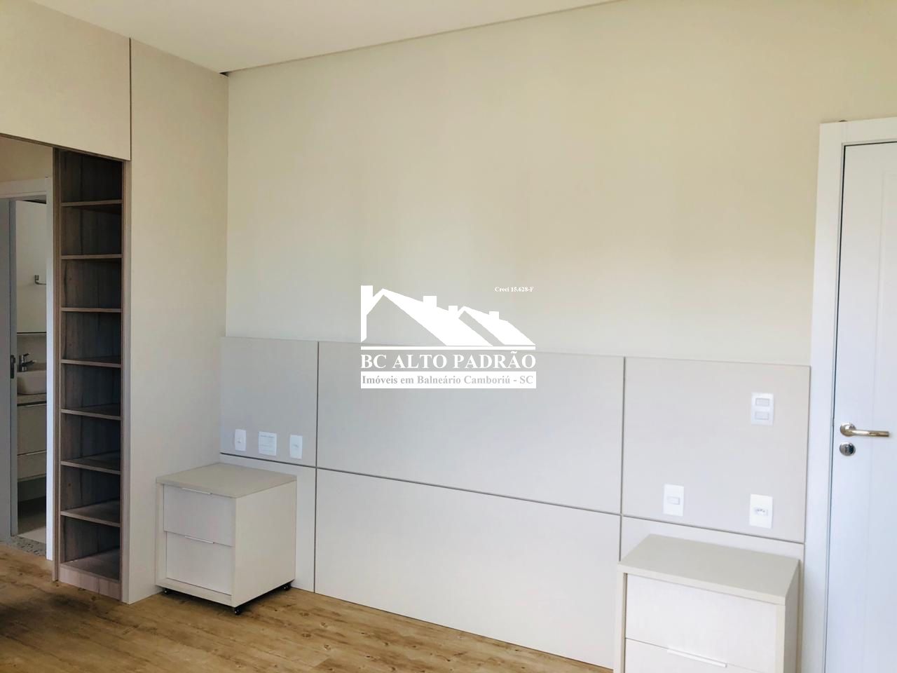 Apartamento à venda com 4 quartos, 165m² - Foto 19