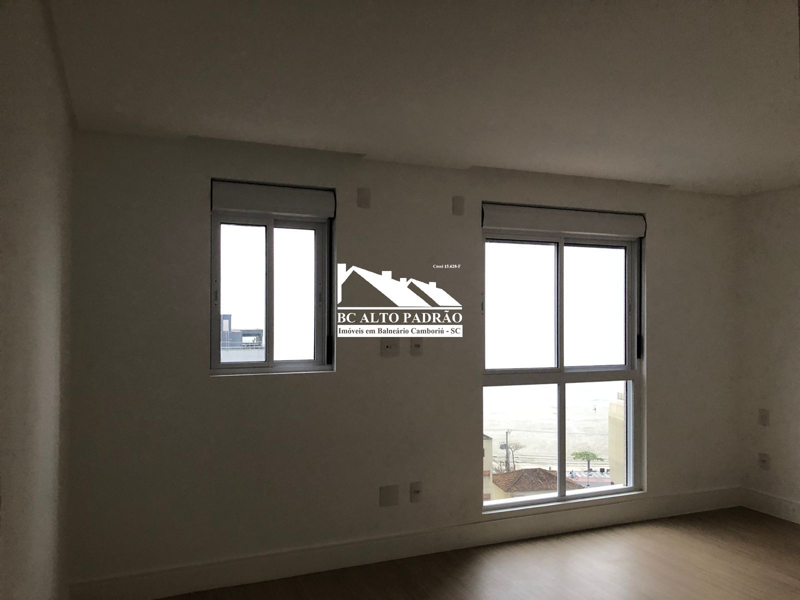 Apartamento à venda com 4 quartos, 153m² - Foto 32