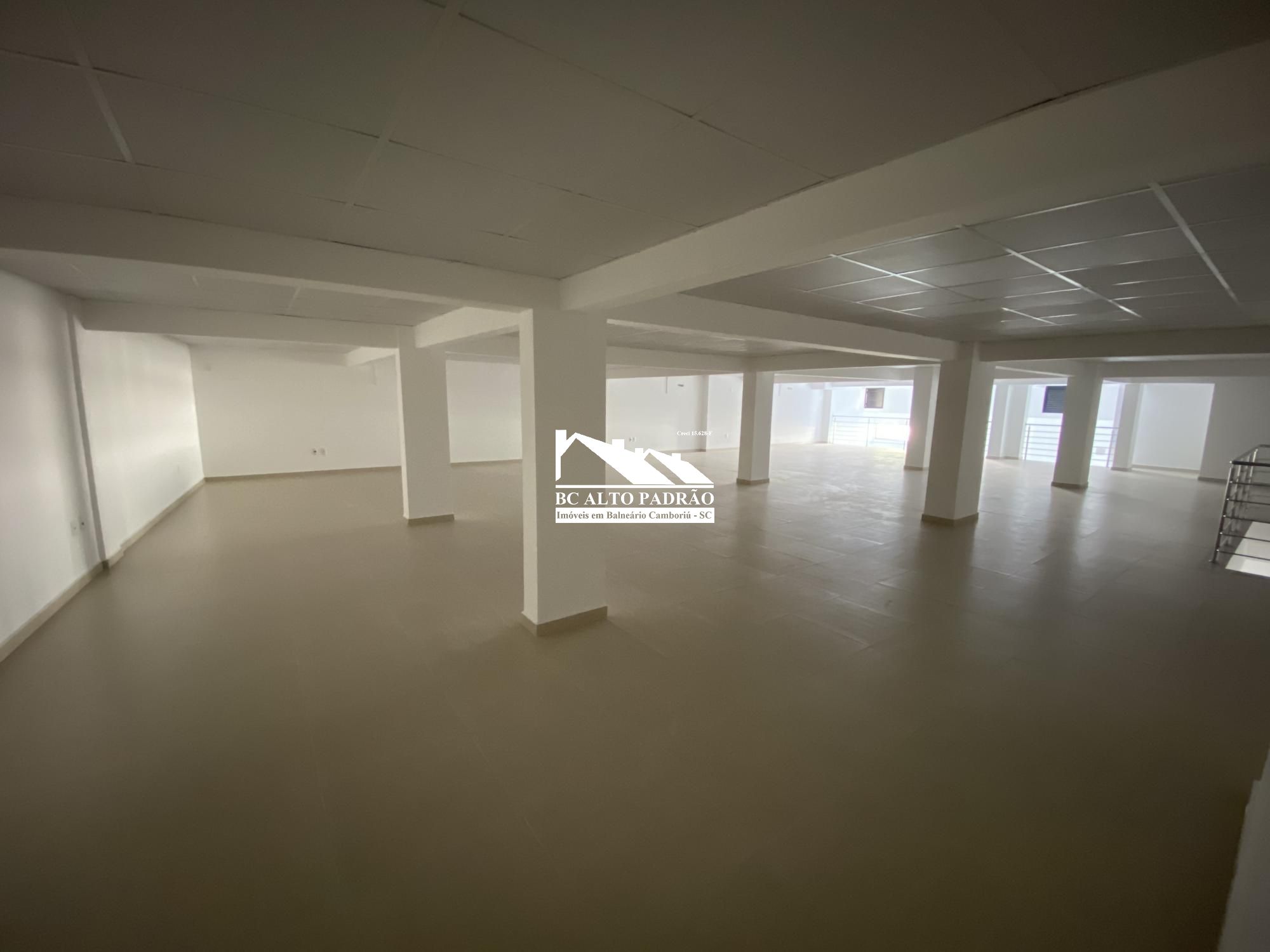 Conjunto Comercial-Sala para alugar com 1 quarto, 596m² - Foto 5