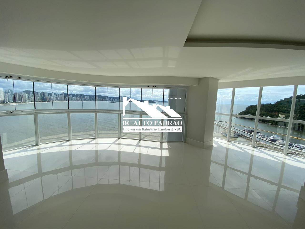 Apartamento, 4 quartos, 237 m² - Foto 2