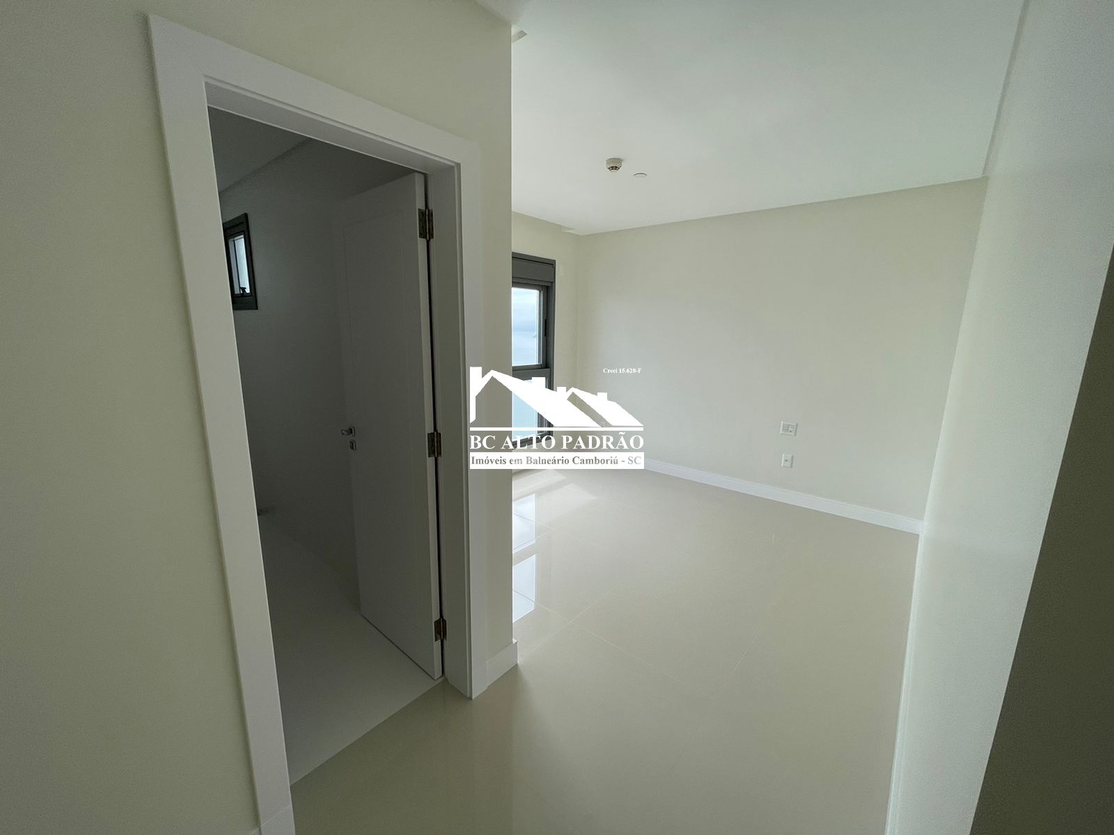 Apartamento à venda com 4 quartos, 182m² - Foto 34