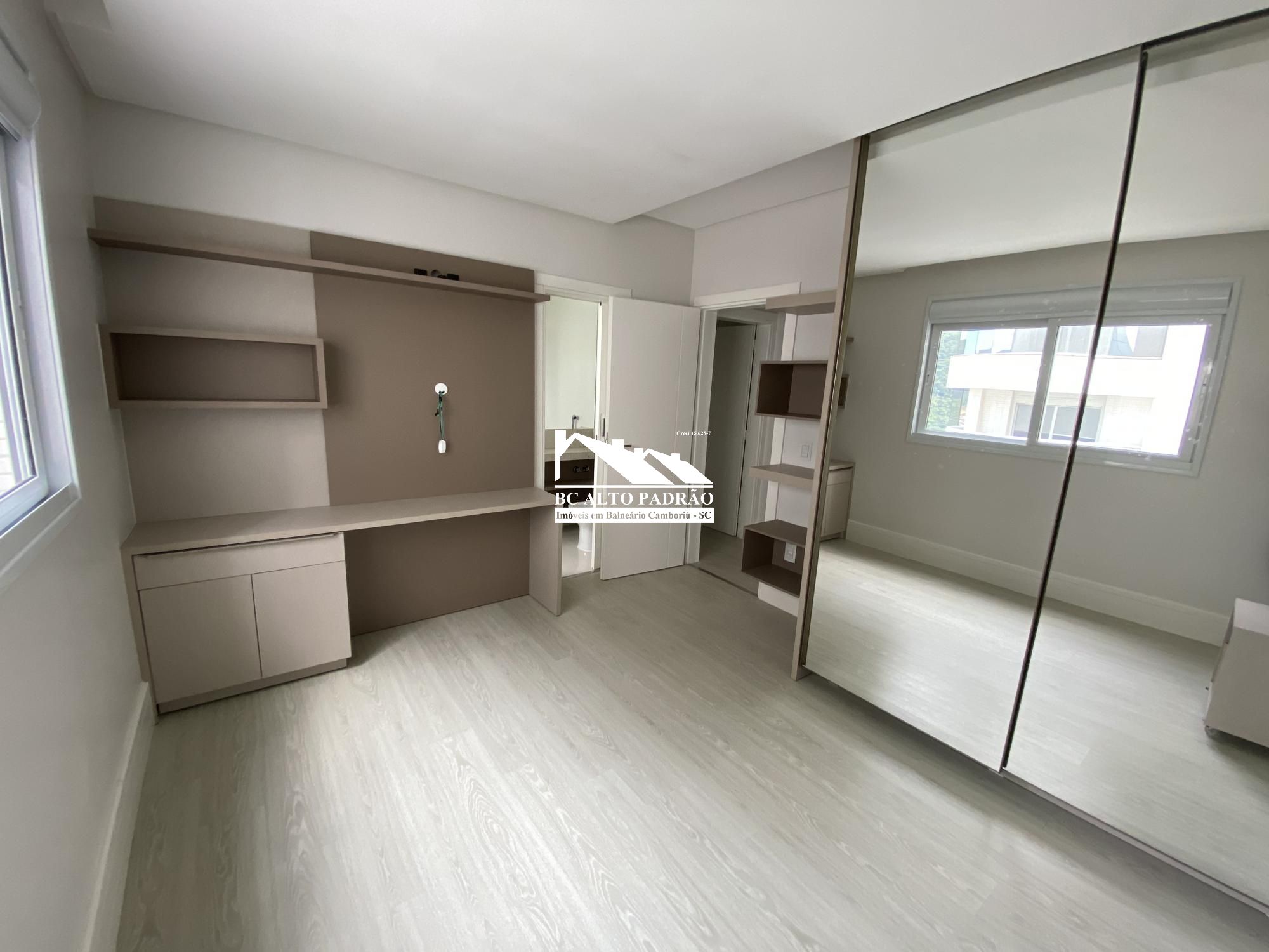 Apartamento à venda com 4 quartos, 237m² - Foto 21