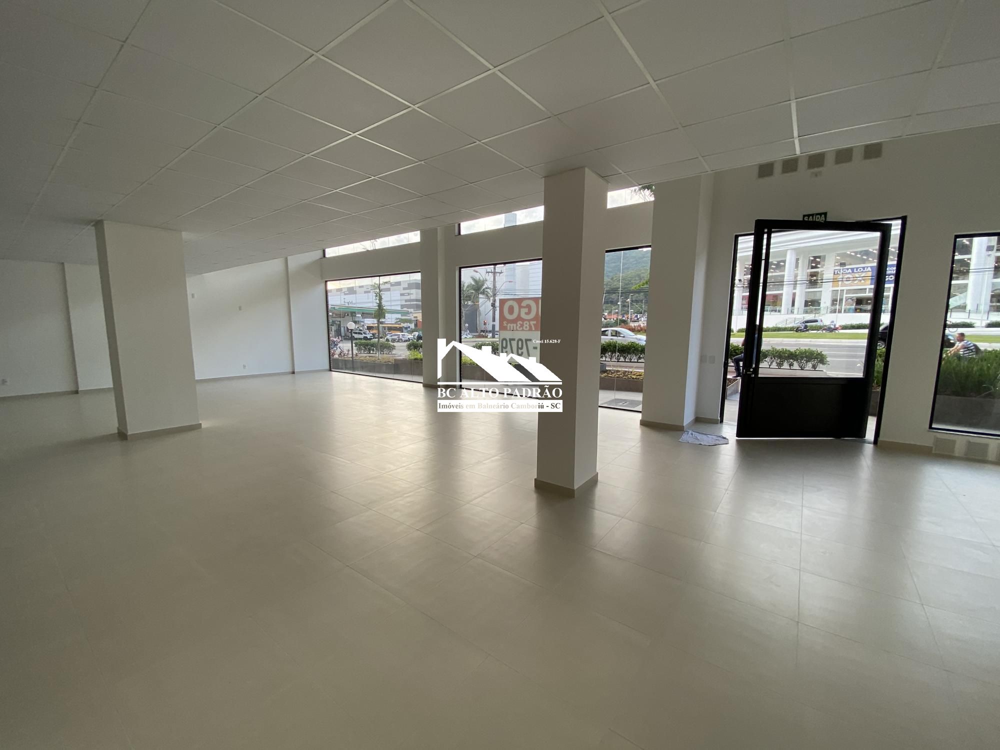 Conjunto Comercial-Sala para alugar com 1 quarto, 596m² - Foto 2