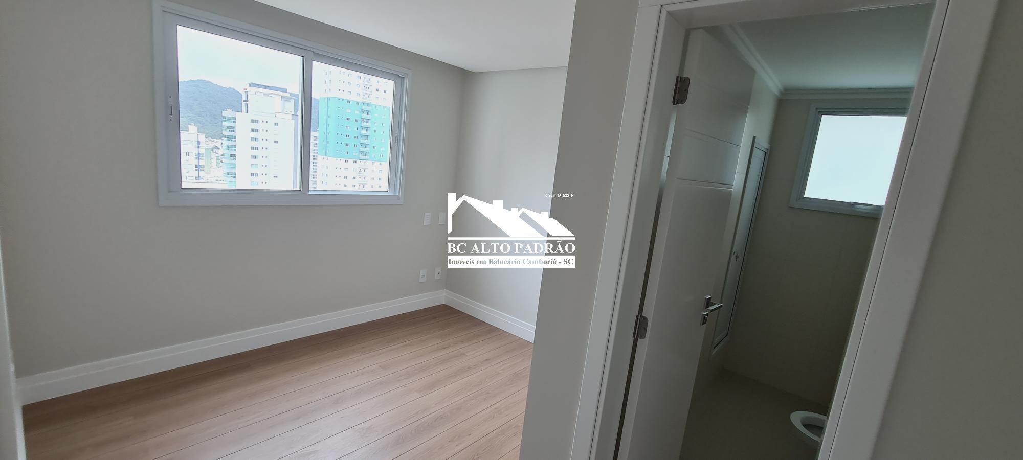 Apartamento à venda com 4 quartos, 192m² - Foto 9