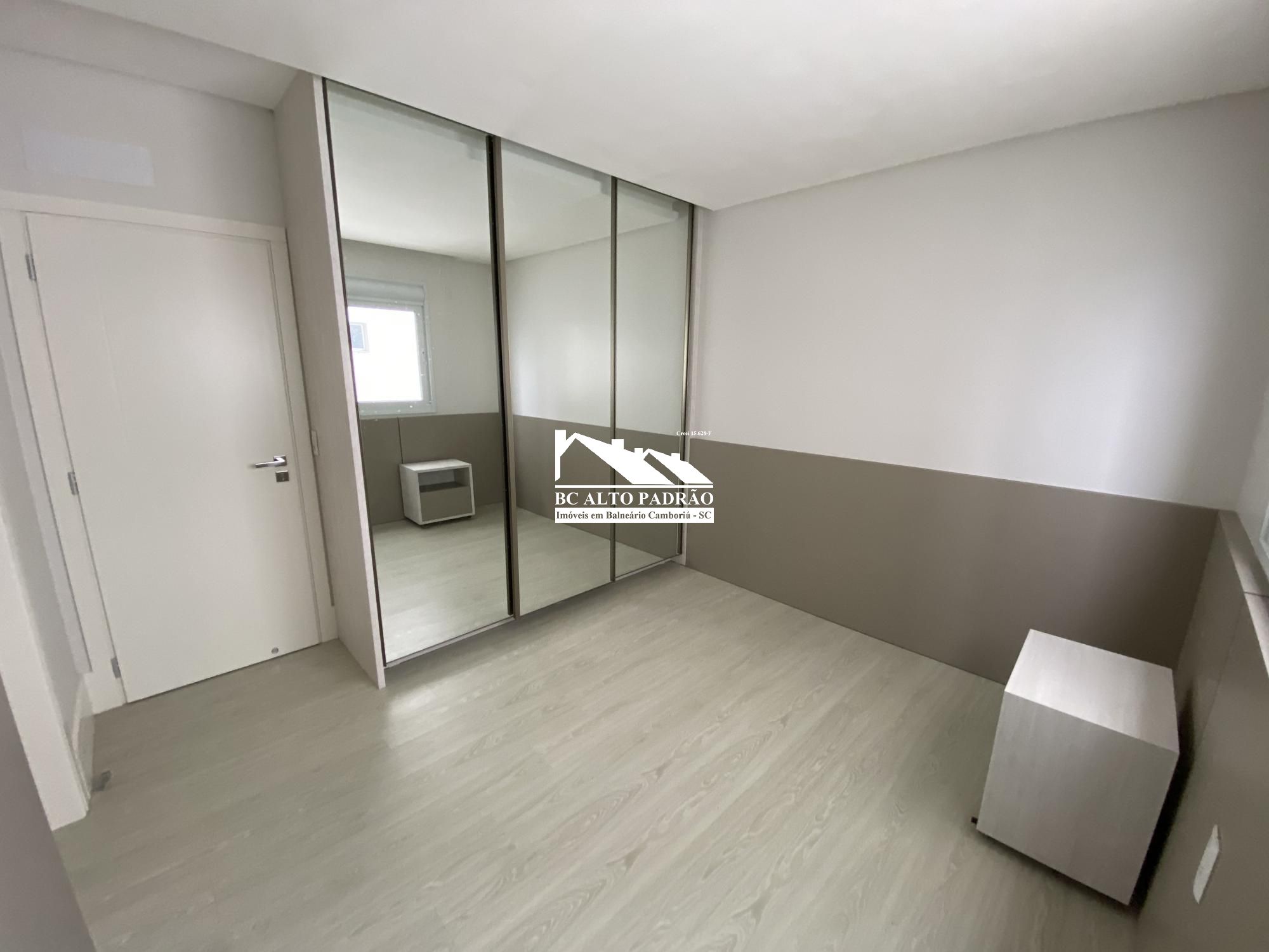 Apartamento à venda com 4 quartos, 237m² - Foto 20