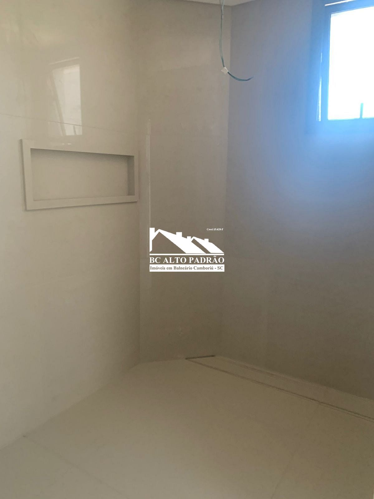 Apartamento à venda com 4 quartos, 230m² - Foto 14